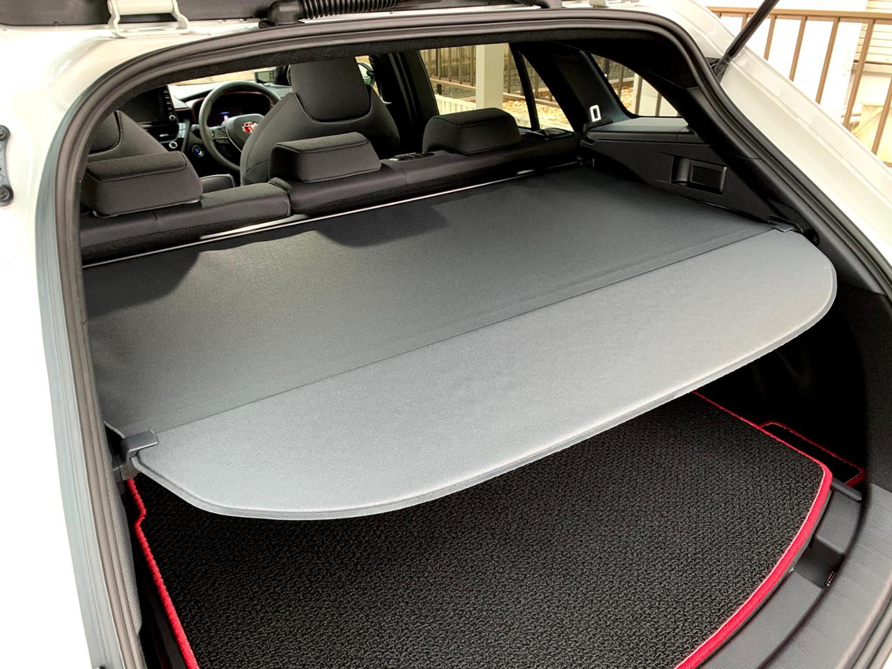 トヨタ(純正) トノカバー のパーツレビュー | カローラツーリング