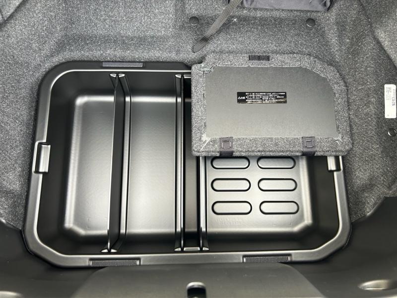 マツダ(純正) トランクルームトレイ のパーツレビュー | ロードスター