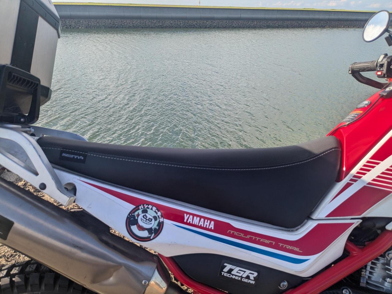 ZETA アドバンスシート（ハイシート） のパーツレビュー | セロー250