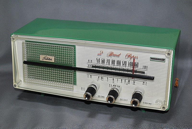 東芝 真空管ラジオ5YC-606（輸出仕様） かなりやQ（ウグイス色
