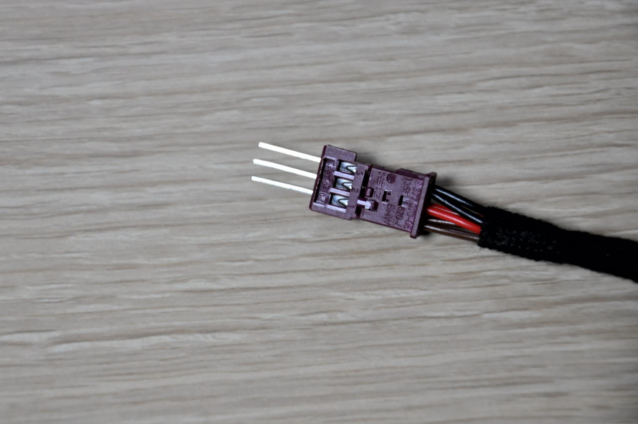 BMW純正 エアコンパネル LCI の電源取出し方法（BMW 4シリーズ クーペ