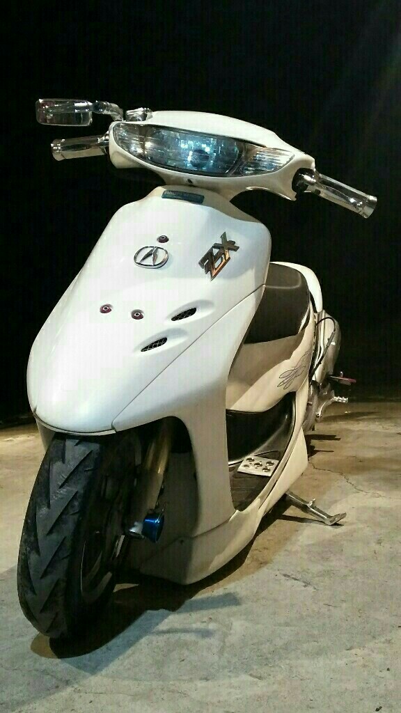 250ﾛﾝﾎｲﾊﾝｶﾞｰ仕様の……(笑)（ホンダ Live Dio ZX (ライブディオZX)）by