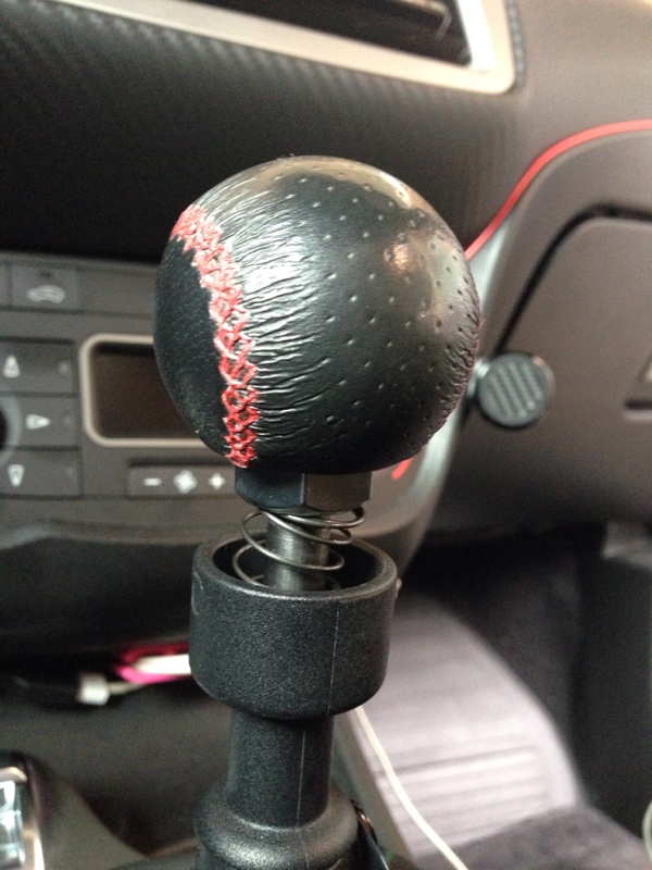 リバースロック非対応なシフトノブを取り付ける！（アルファロメオ