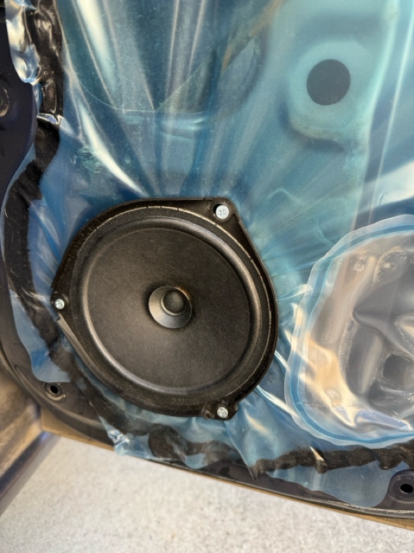 リアスピーカー取り付け（ダイハツ ミライース・LA300/310系）by いー