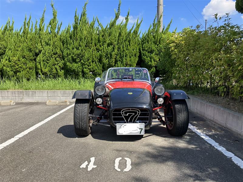 レーシングスクリーンに変更（ケータハム スーパーセブン シリーズ3