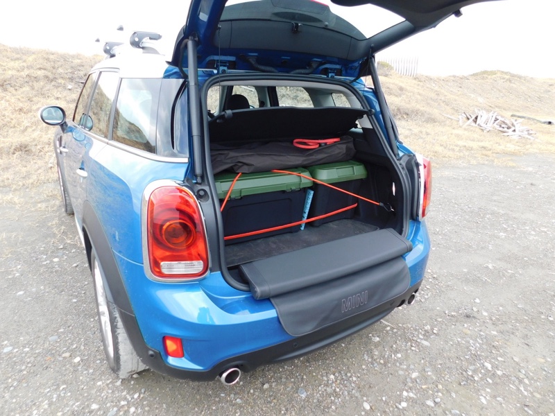 純正オプションピクニックベンチ取り付け（ミニ MINI Crossover・F60