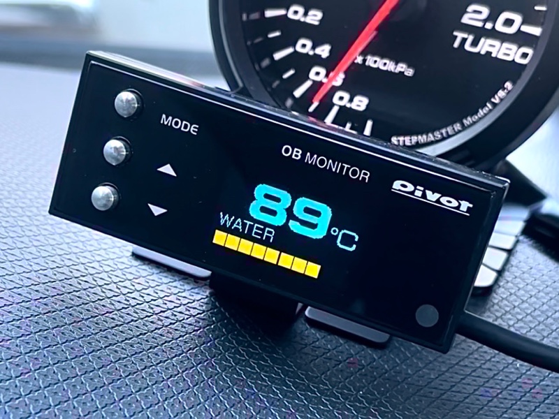 PIVOT OBD MULTI MONITOR OBM-2 取り付け（ルノー ルーテシア ルノー