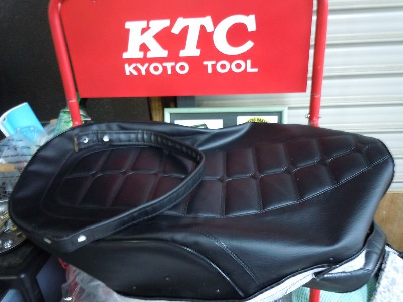 ホンダ(純正) シャリー70純正シート表皮 のパーツレビュー | シャリー