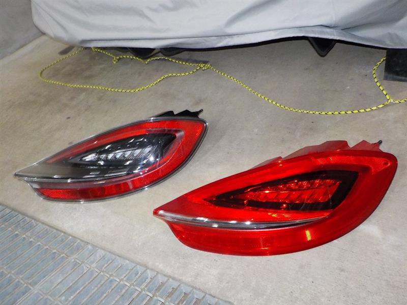 ポルシェ(純正) ティンテッドルックテールライト のパーツレビュー