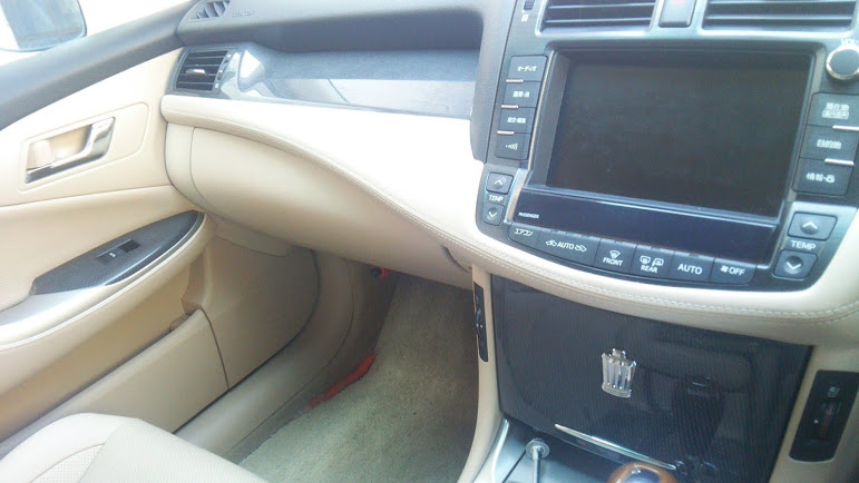 トヨタ(純正) 200系 クラウン 木目調 ウッド調パネル 交換 のパーツ