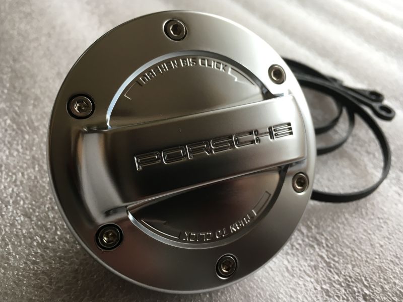 ポルシェ(純正) アルミルックフューエルキャップ のパーツレビュー