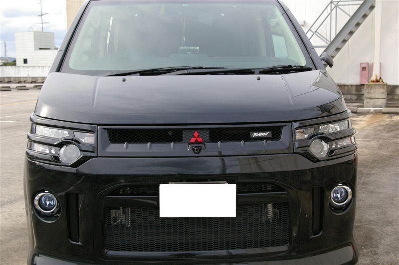三菱自動車(純正) スポーティーグリル のパーツレビュー | デリカD:5