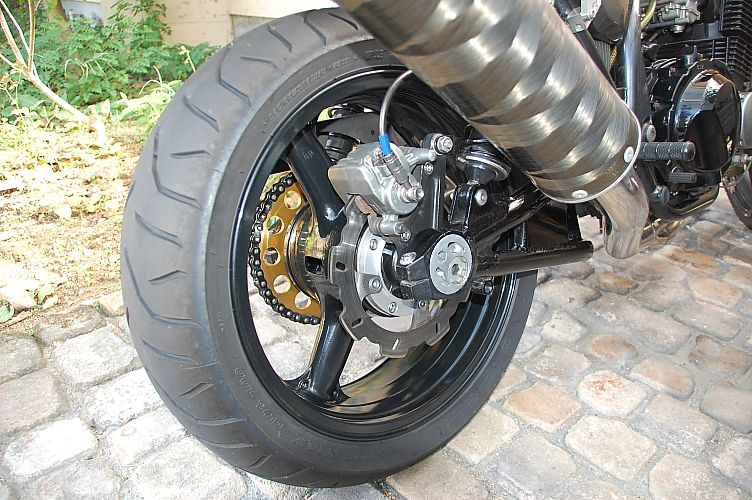 Kawasaki ZX-6R純正リアホイール のパーツレビュー | ZRX400(トヨ