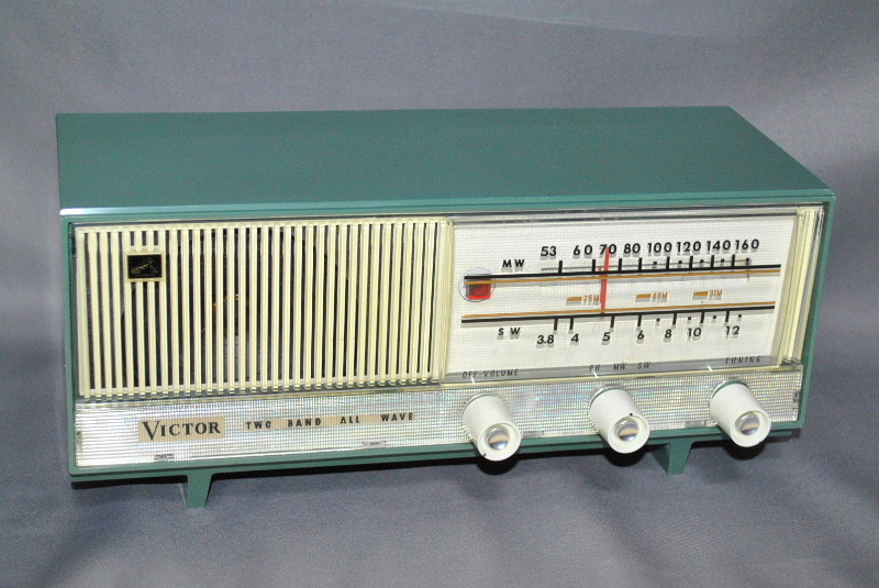 日本ビクター VICTOR 真空管ラジオ 5A-23｜覆面えるのブログ