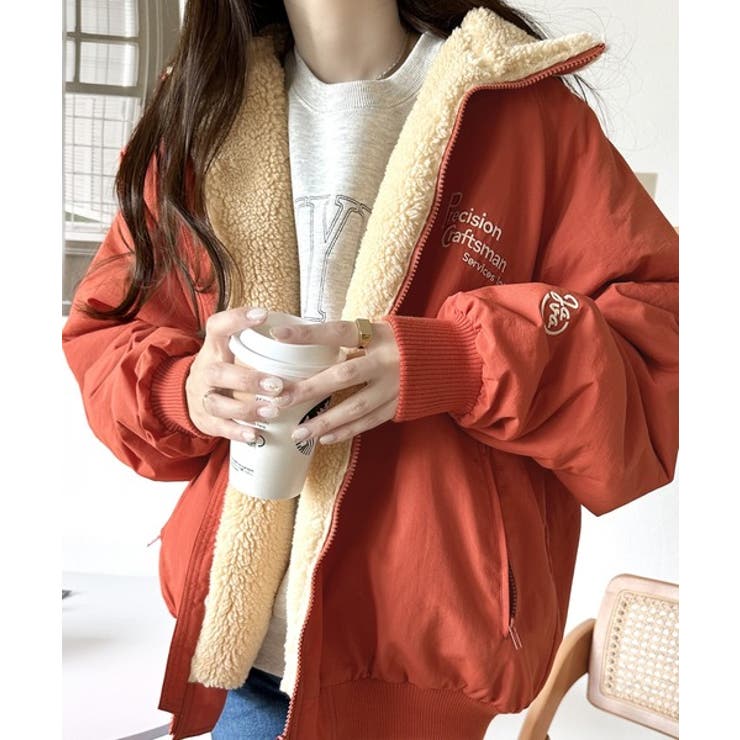 JAVAジャバ 別注》ダブルジップでオシャレ見え。胸刺繍ナイロンボア