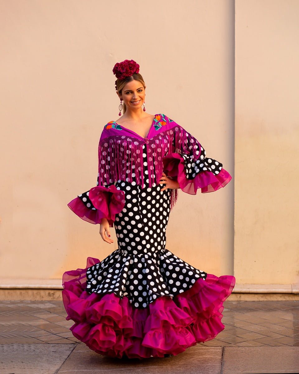 高級フラメンコ ドレス Viva La Feria、パラシオス モデル、黒に白の