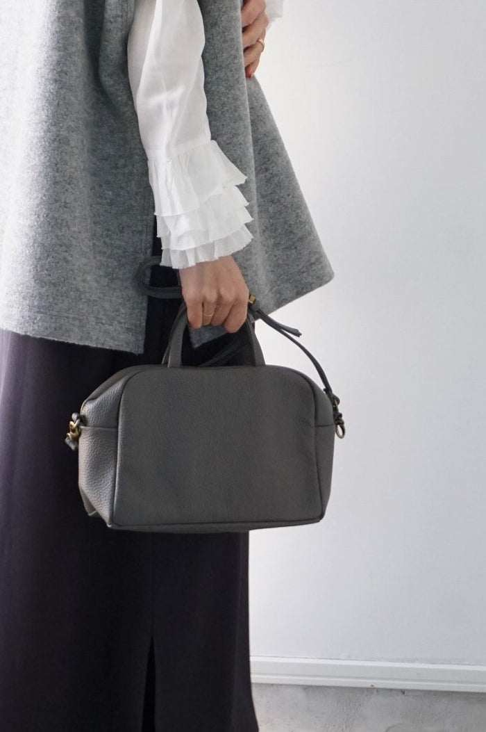 再入荷 a (アー) SACHET.別注(シボブラック・ シボグレー・シボクレタ