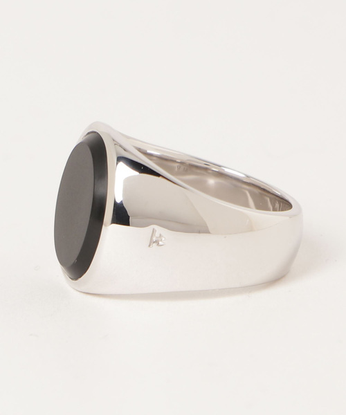 TOM WOOD（トムウッド）の「TOM WOOD oval black onyx ring トムウッド