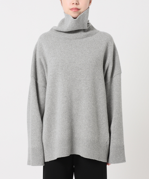 Deuxieme Classe（ドゥーズィエムクラス）の「Aries タートルネック