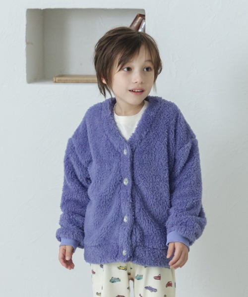 pairmanon（ペアマノン）の「ボアフリース Vネック 袖リブ