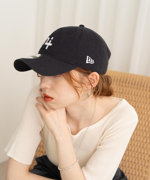 hinari（ヒナリ）の「hinari × newera collaboration CAP（キャップ