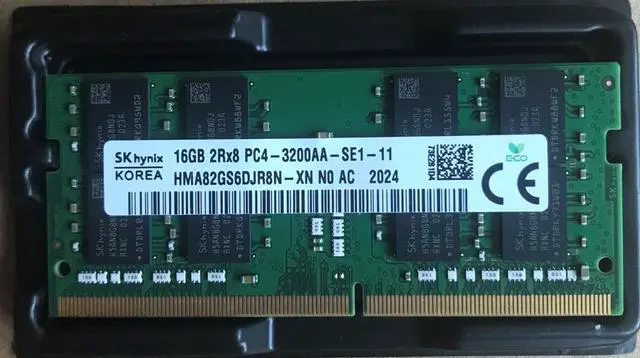 SK Hynix HMA82GS6DJR8N-XN 16GB DDR4 3200 2Rx8 PC4-3200AA-SE1-11