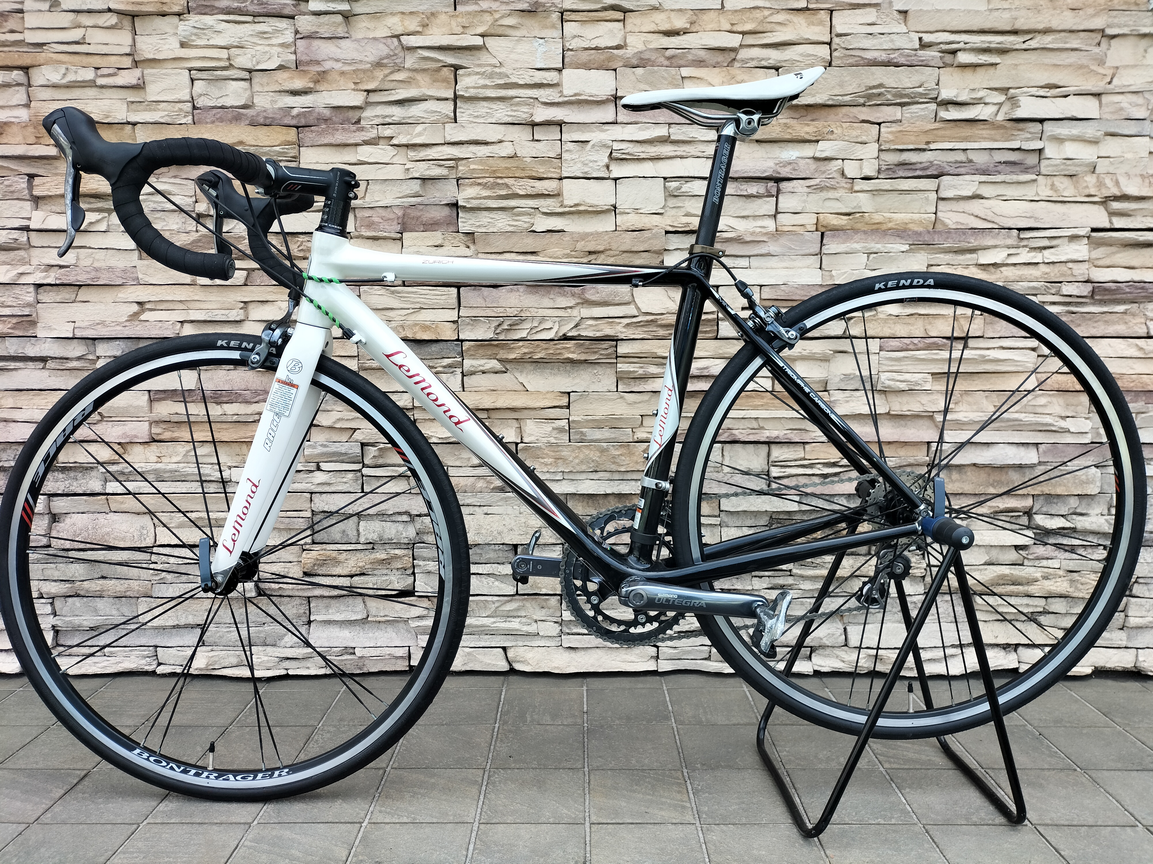 レモン(Lemond) チューリッヒ｜ロード｜中古車詳細｜相模原、藤沢の