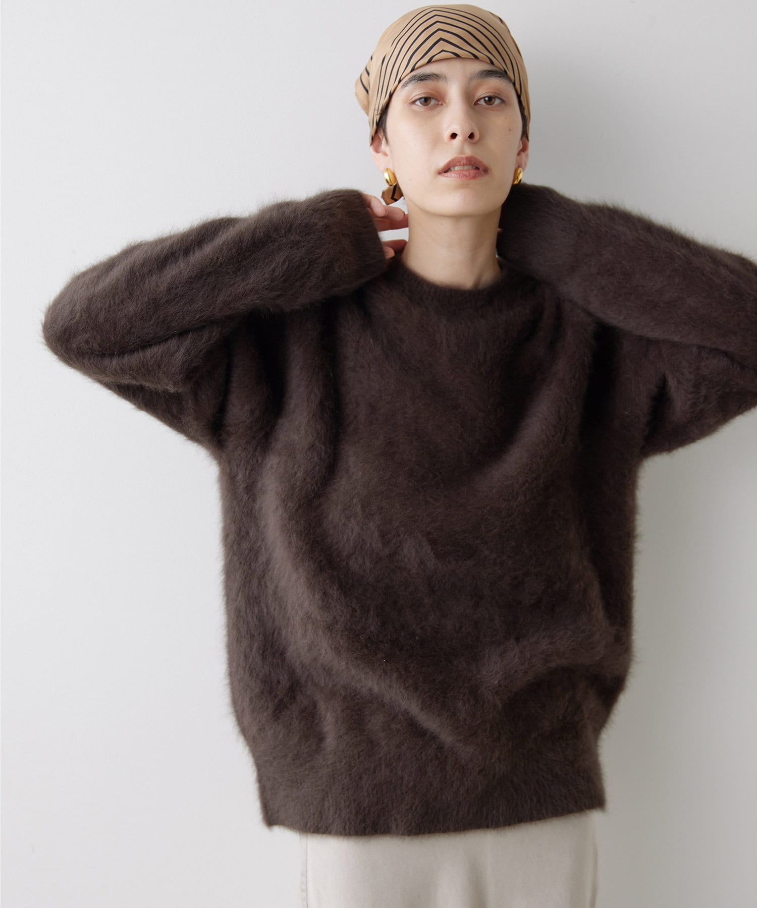 カシミヤ混クルーネックファーニット | Whim Gazette(ウィム ガゼット