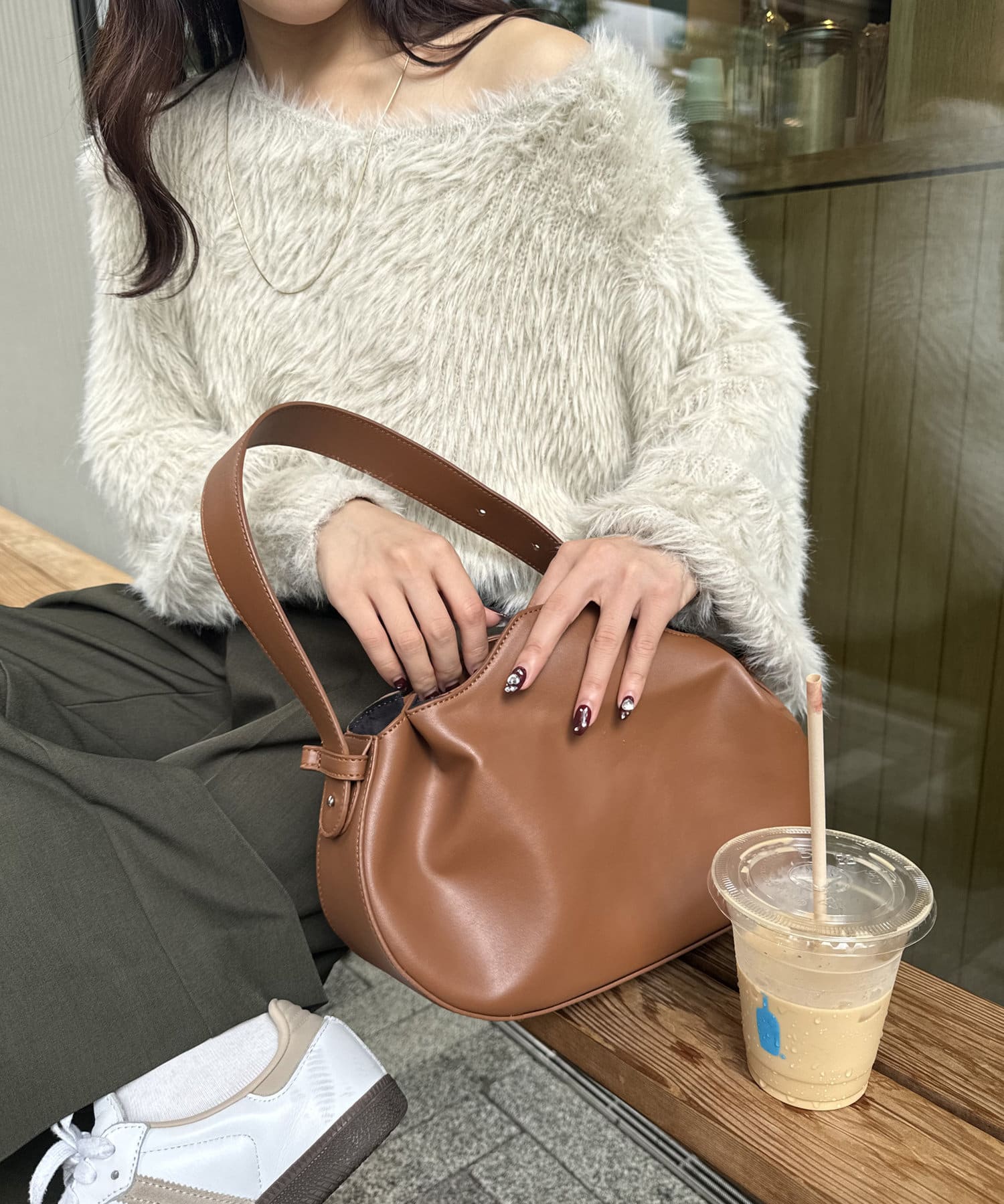 コロンっと丸みデザインが可愛い♪/500mlペットボトル・長財布も収納可