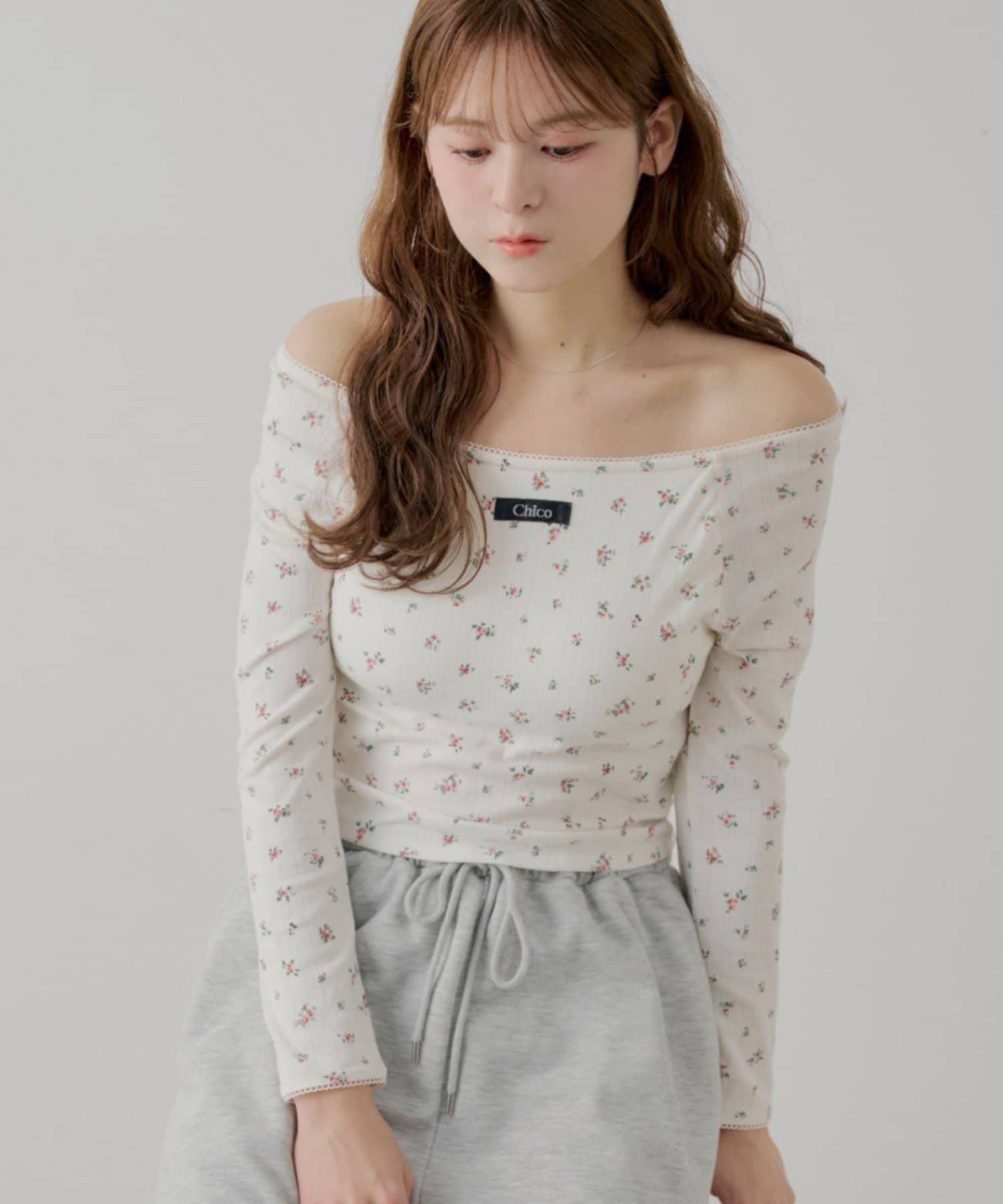 パターンメッシュカップ付レースコンパクトトップス | Chico(チコ