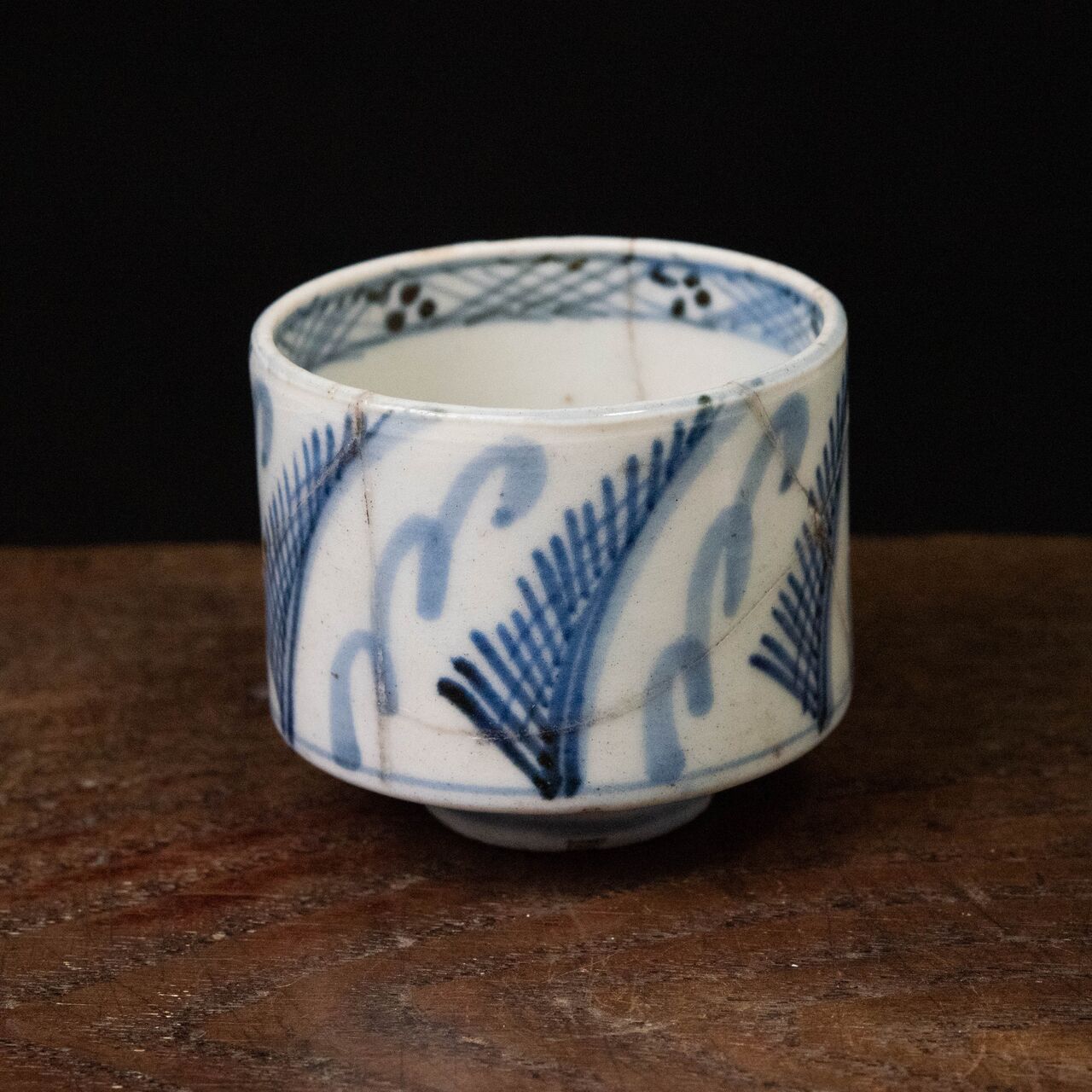 陶磁器 :: 伊万里 羊歯文 半筒そば猪口 | COTTOU.JP 骨董の通販