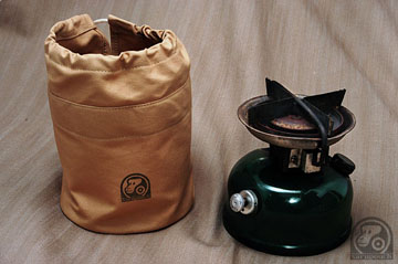 アウトドア ＞ sarupouch ＞ sarupouch Coleman スポーツスター用収納袋