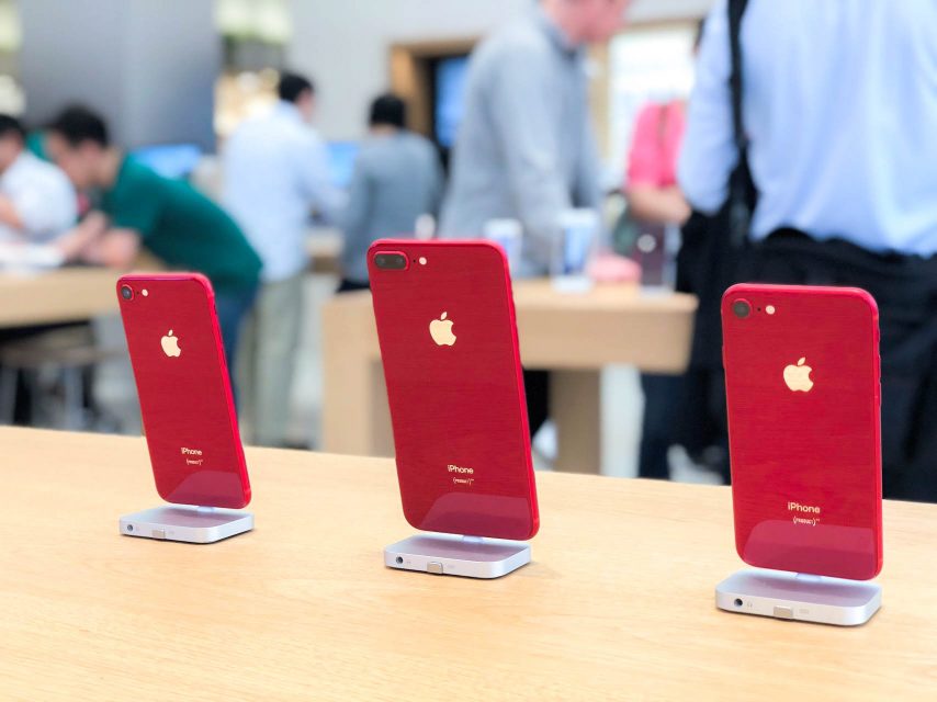 新カラー赤色！Appleストア新宿でiPhone8 (PRODUCT)REDの実機触って