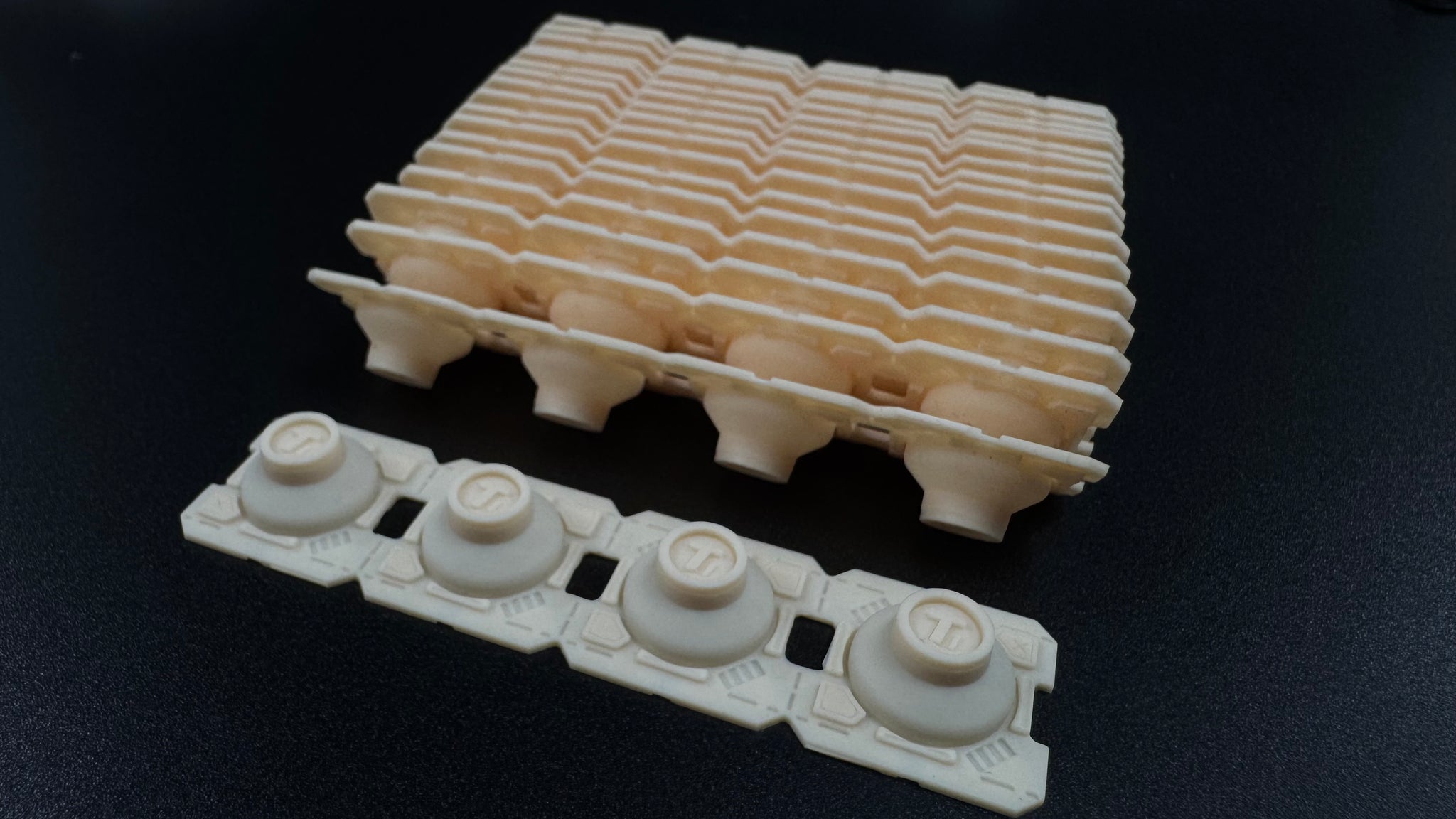 New Gen DES-Domes T1 – deskeys