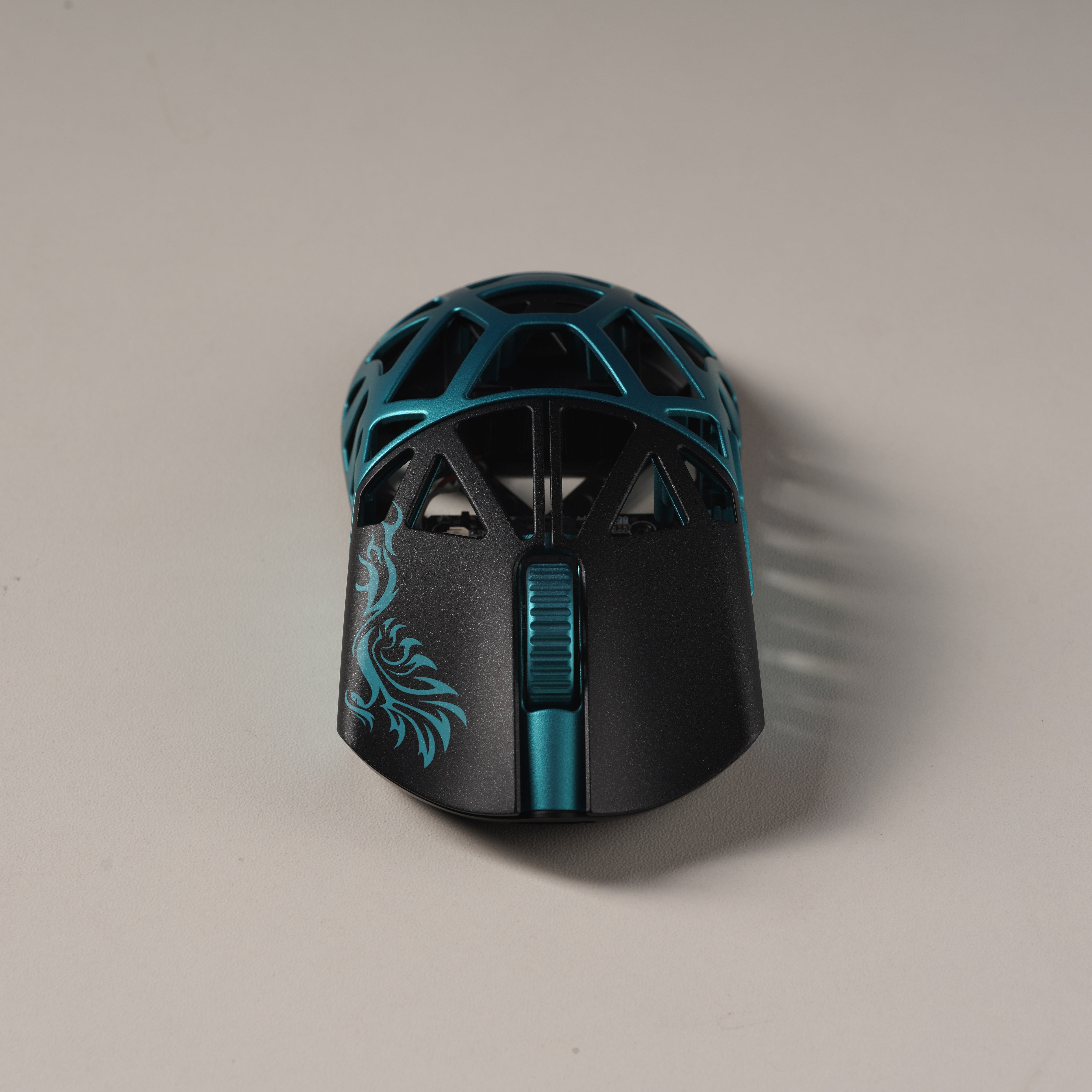 BEAST X ワイヤレスゲーミングマウス