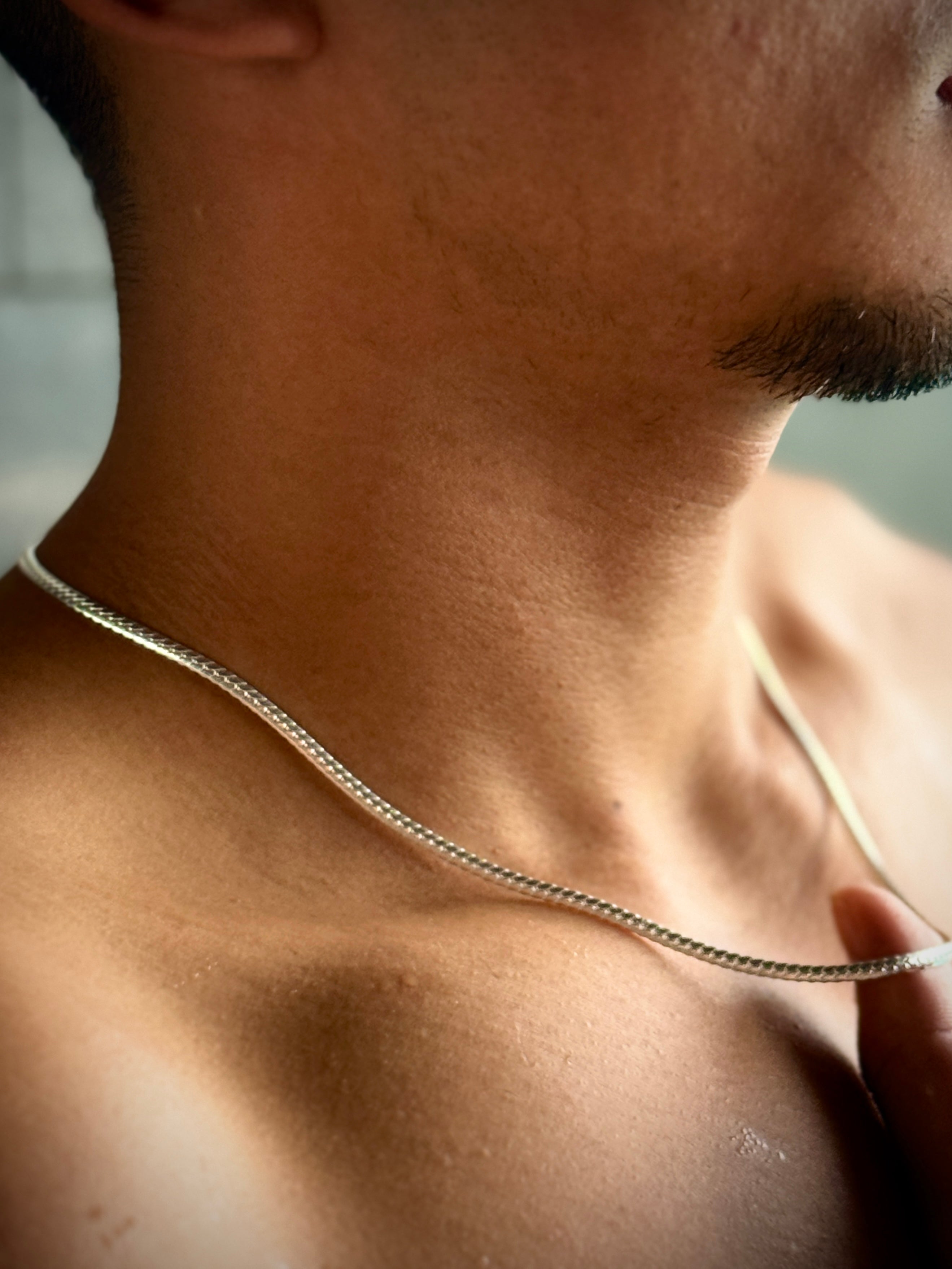 DIFFERENT シルバーネックレス53cm