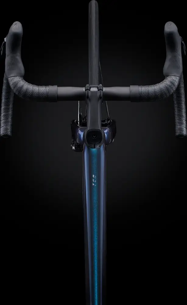 2025 Giant TCR Advanced Pro 0 Di2 – Specs, Comparisons, Reviews