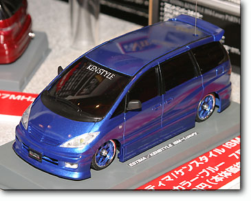 1/24 RC ケンスタイル エスティマ 紺 40MHz | HLJ.co.jp