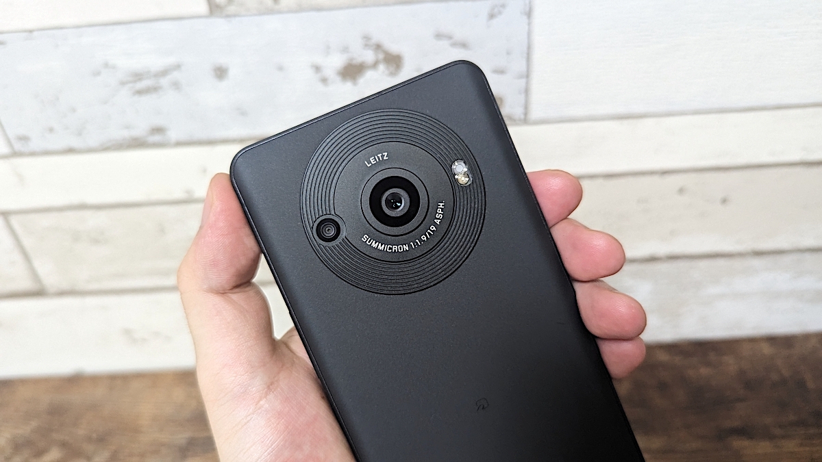 ペットなど動く被写体にも対応！成熟度を増した1インチセンサースマホ