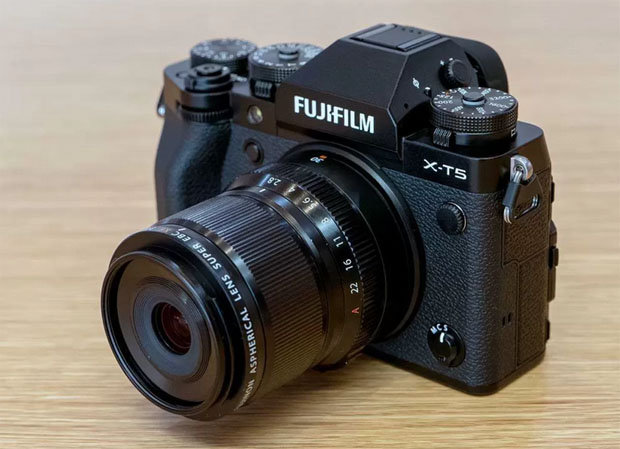 富士フイルム「XF30mmF2.8 R LM WR Macro」はコストパフォーマンス抜群