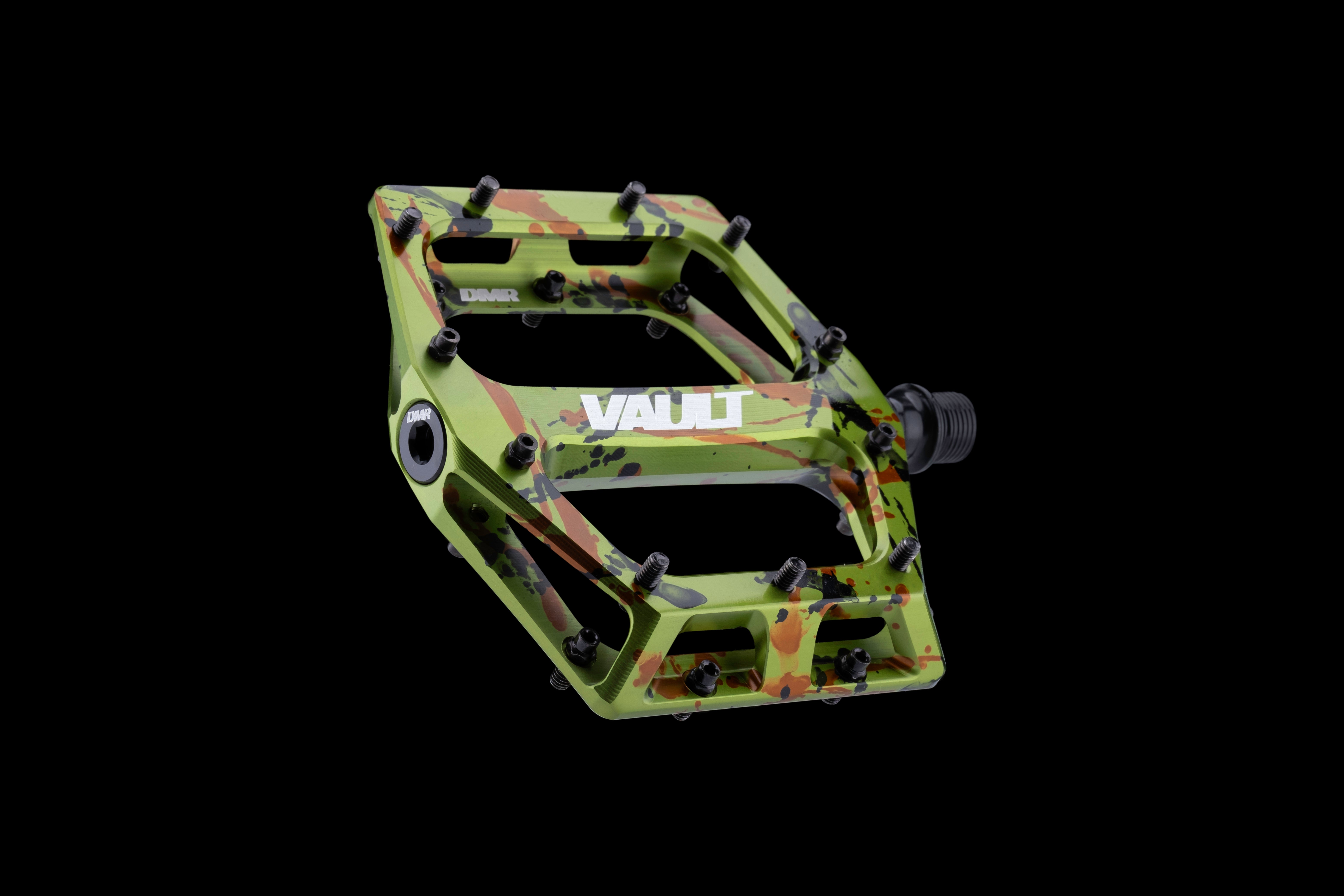 DMR Vault SE Pedal in camo or snow camo – DMR Bikes