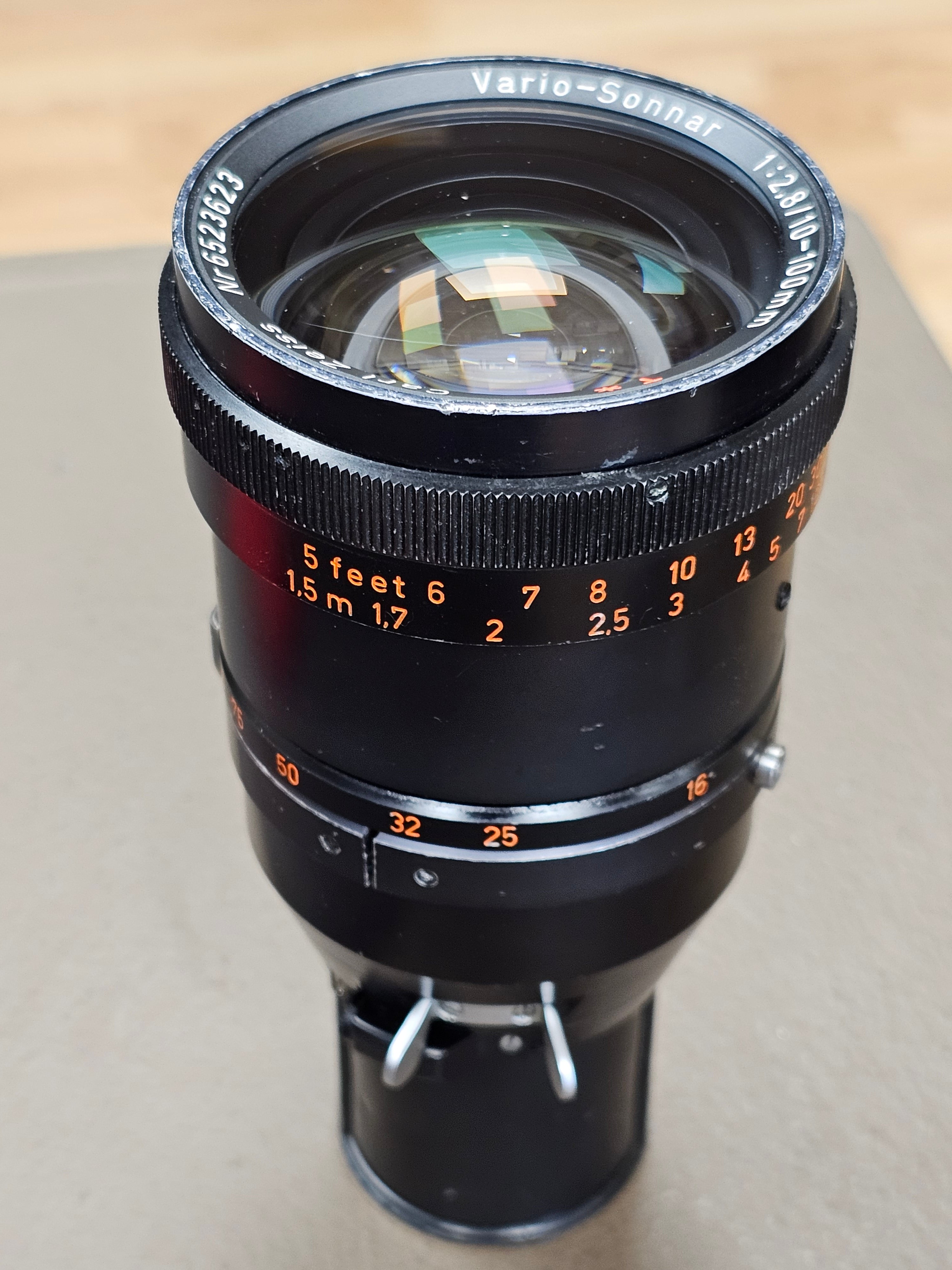 Zeiss Vario-Sonnar 10-100mm T3 Arri Bayonet Mount S# 6523623 – Du
