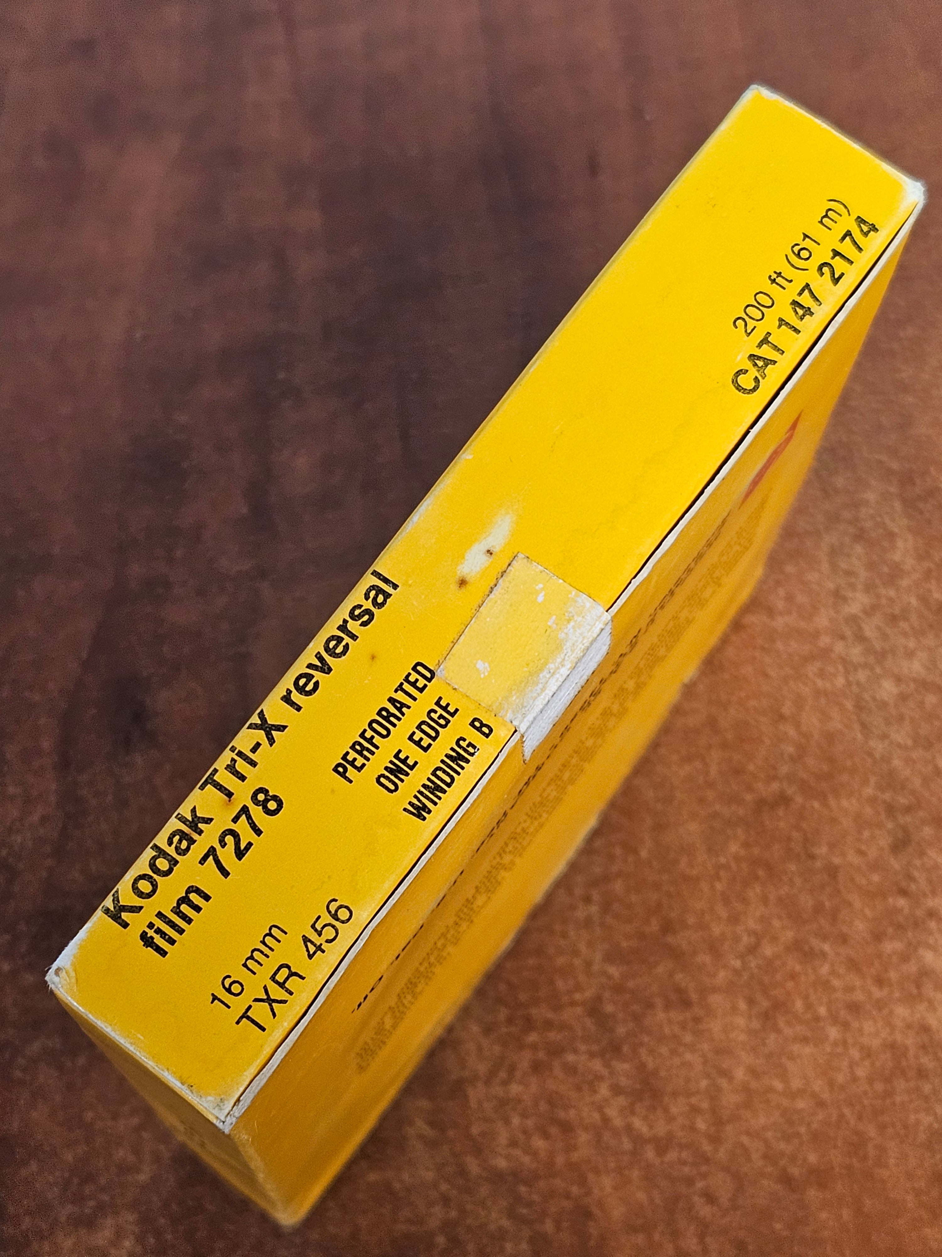 KODAK 7278 16mm 200' Tri-X Reversal Film ( Expired Stock ) – Du