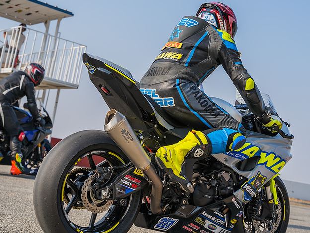 Spark Kawasaki Ninja 400 Titanium 