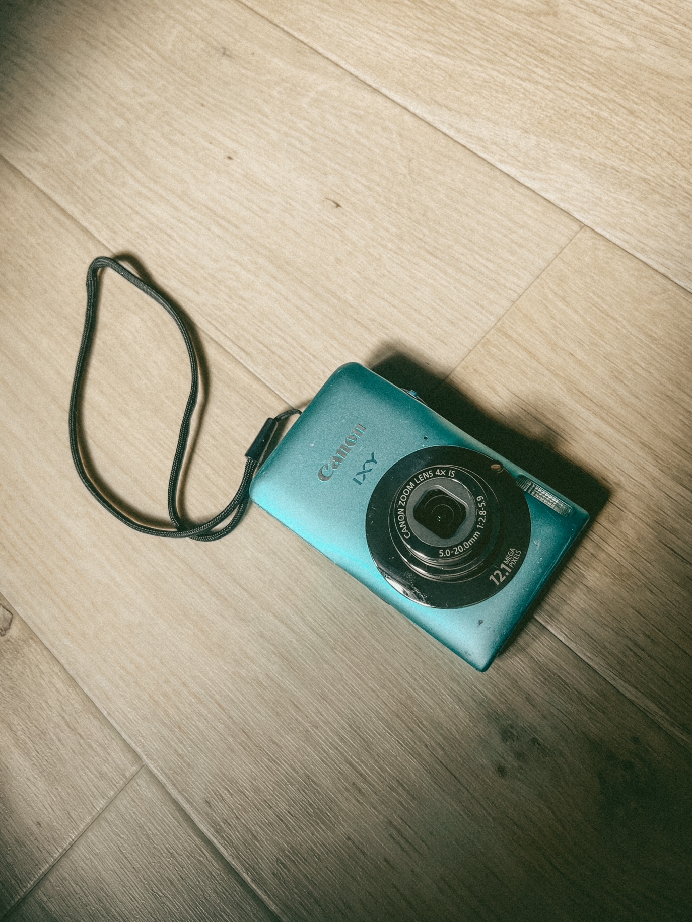 作例レビュー】Canon IXY 200F #わたしのカメラ vol.160｜キヤノンの