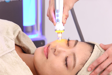 業務用フェイシャル美容機器｜ハイドロインパクトの特徴・効果・価格