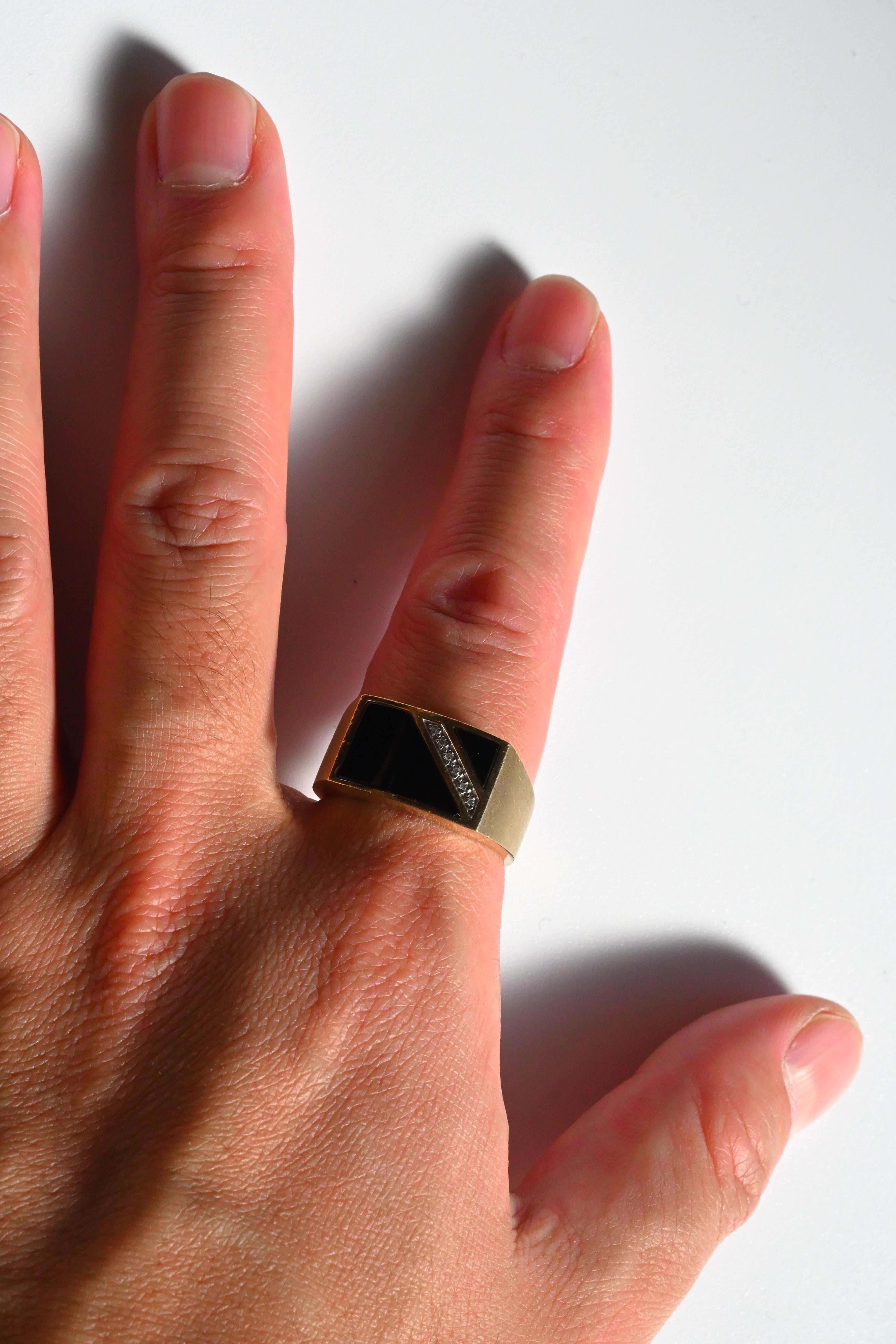 14K 6.70g オニキス ＆ ダイヤモンド・メンズ スラッシュリング