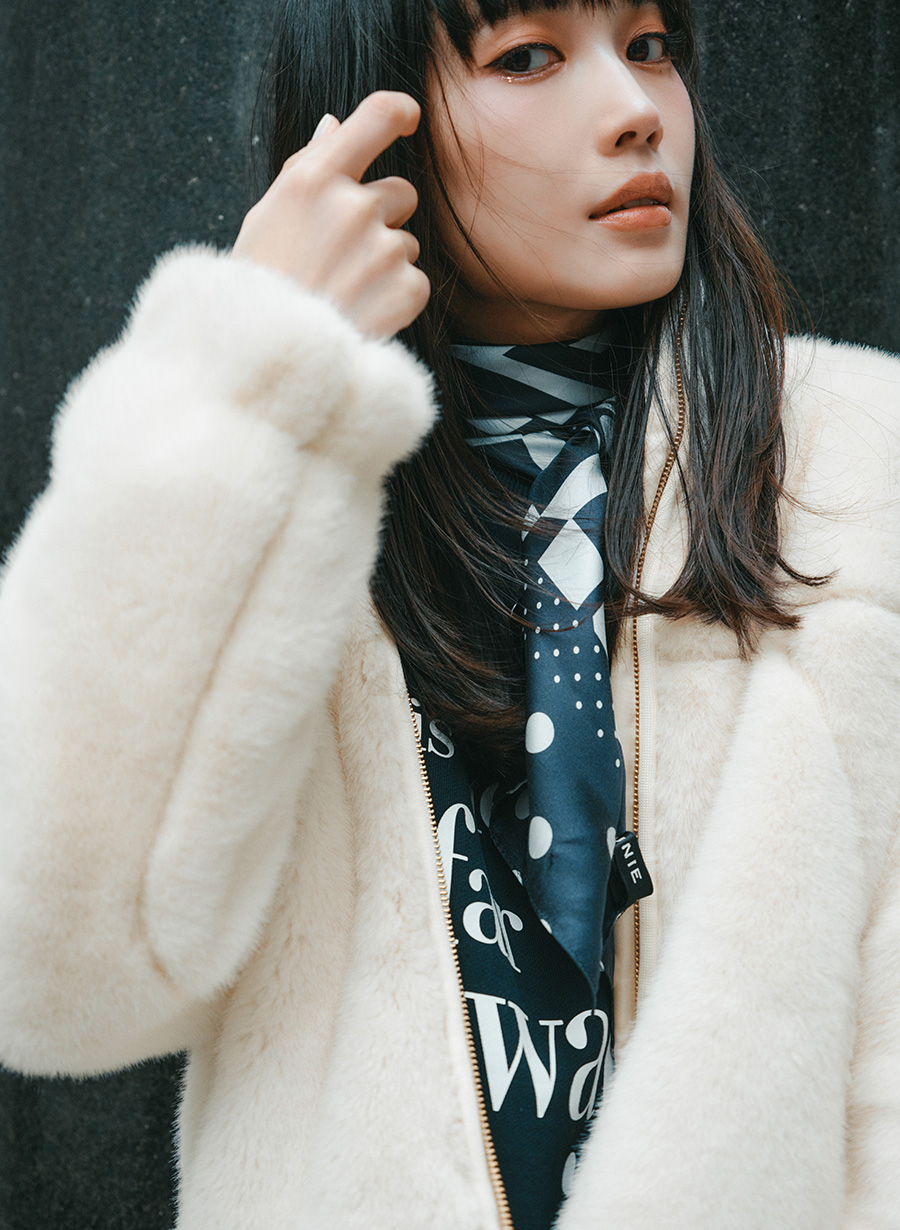 フェイクファーブルゾン｜LOUNIE（ルーニィ）公式サイト／公式