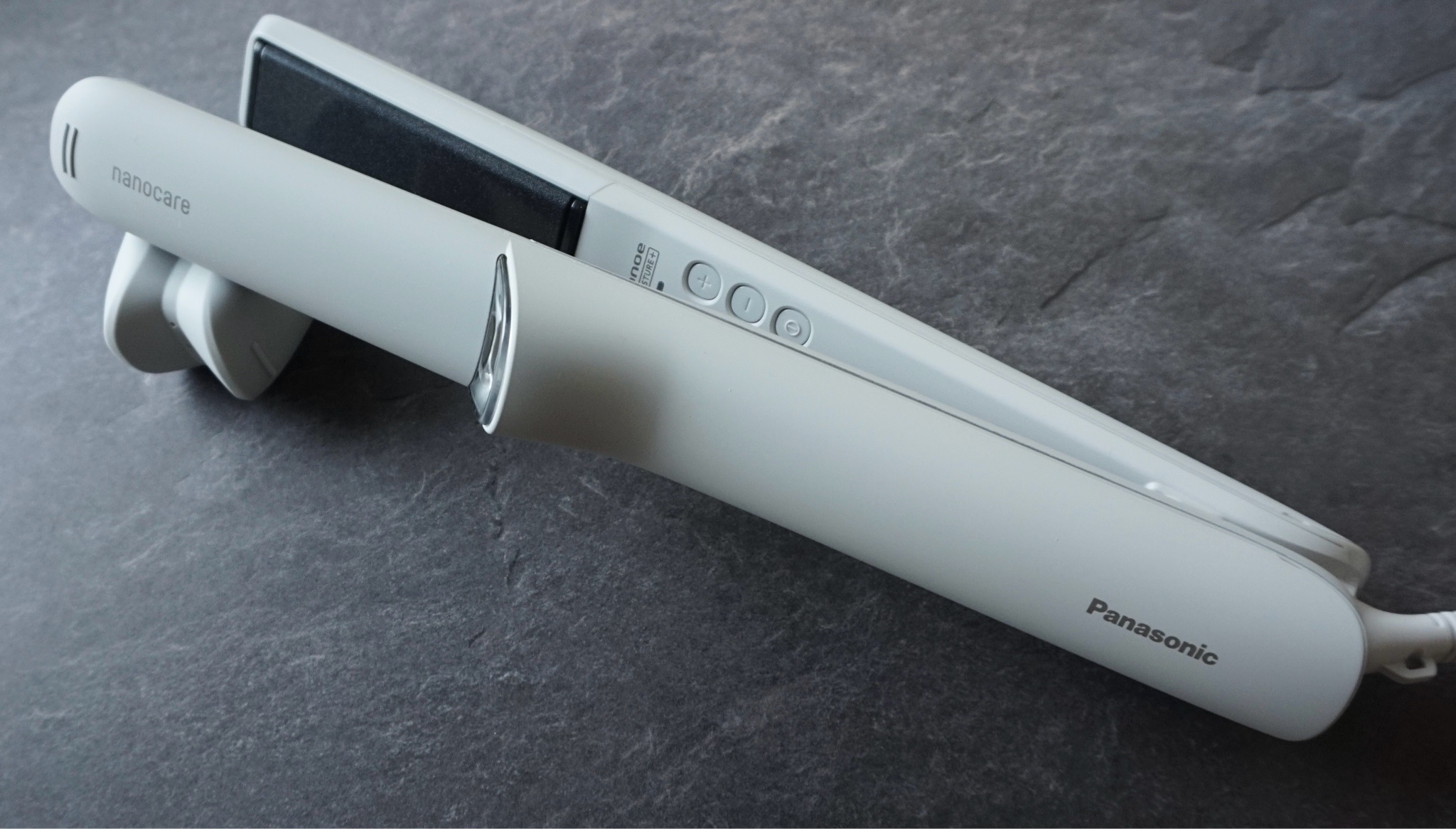 Panasonic / ストレートアイロン ナノケア EH-HN50 H・ミストグレーの