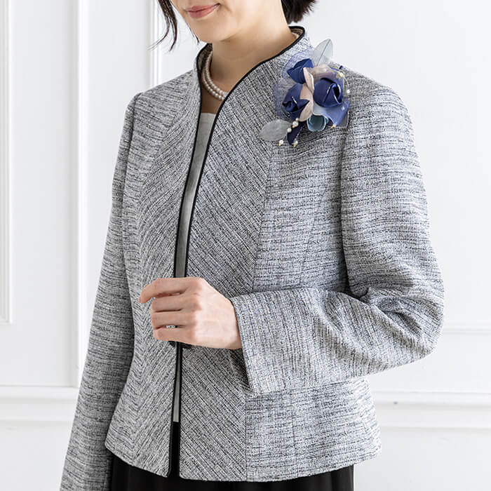 北陸ジャカードの胸当て付きジャケット 9号・ホワイト×ブラック｜東京